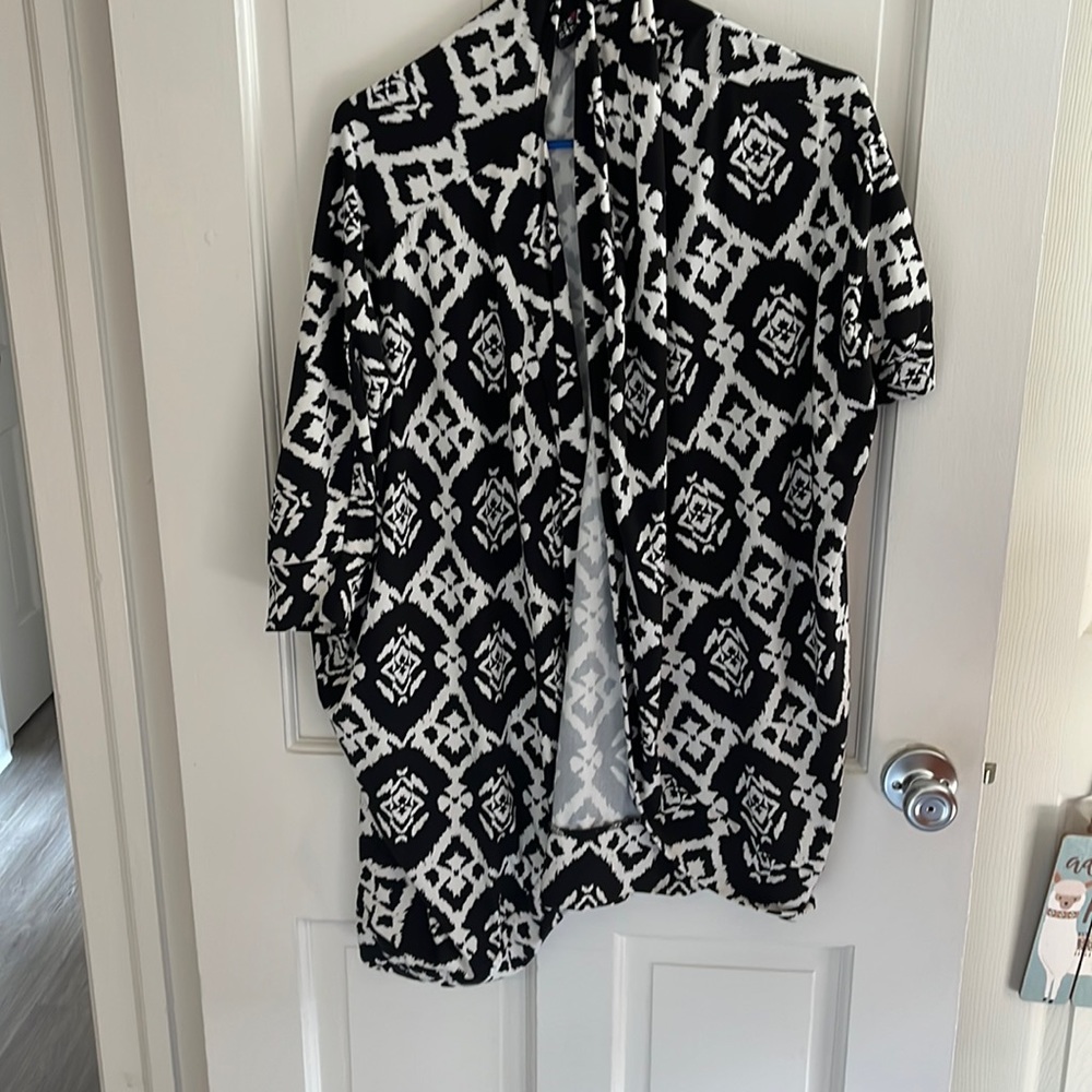 NWOT Eye Candy Top